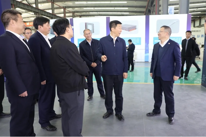 陜西省委常委、延安市委...